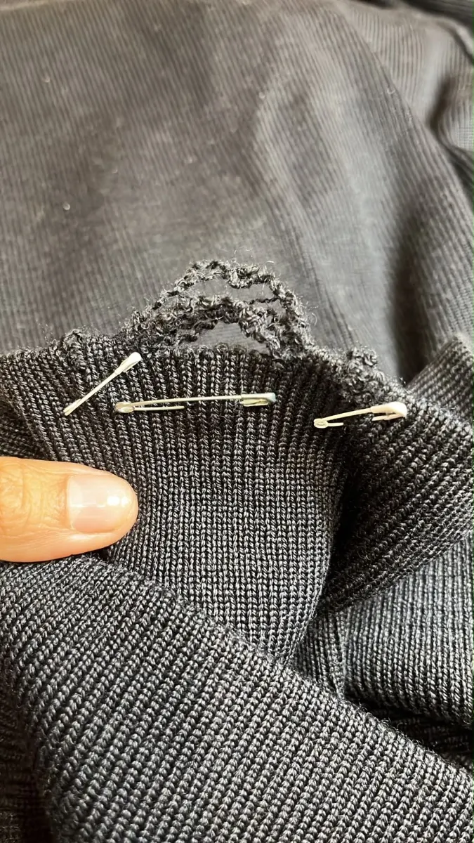 Avant réparation 1 — Réparation Pull/Gilet/Cardigan