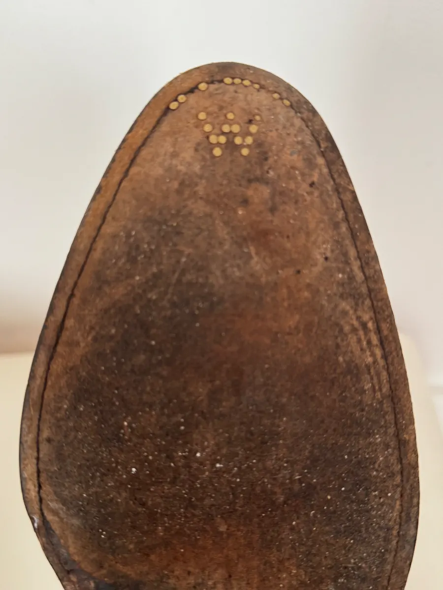 Avant réparation 2 — Réparation Chaussures H/F JM Weston