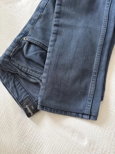 Après réparation 1 — Retouche Jeans