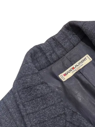 Après réparation 1 — Réparation Manteau/Veste Yves Saint Laurent