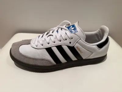 Après réparation 2 — Entretien Sneakers / Baskets Adidas