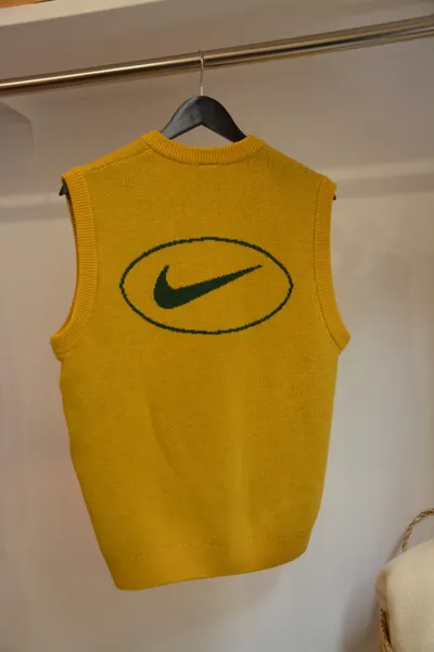 Après réparation 2 — Réparation Maille Nike