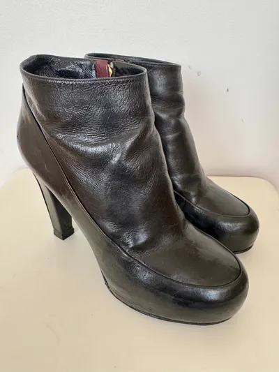 Après réparation 4 — Réparation Chaussures H/F Chanel