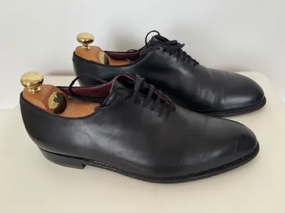 Avant réparation 1 — Réparation Chaussures H/F JM Weston