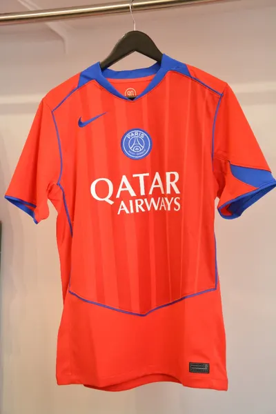 Réparation Top (chemise, T-shirt, polo, débardeur...)