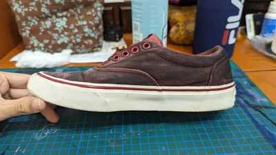 Avant réparation 2 — Personnalisation Sneakers / Baskets