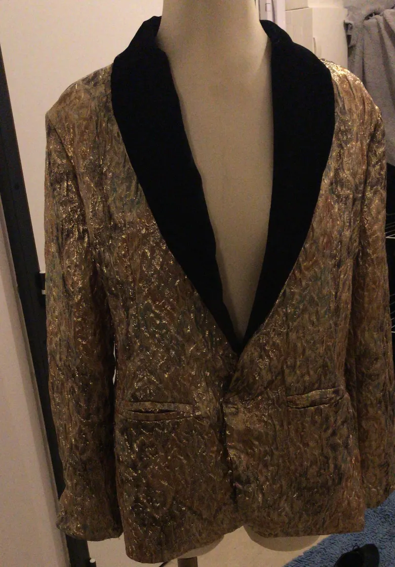 Après : Création sur-mesure Manteau/Veste/Trench – par Bellasio à Bouffémont