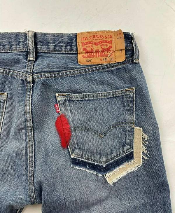 Jeans Levi's – à Paris