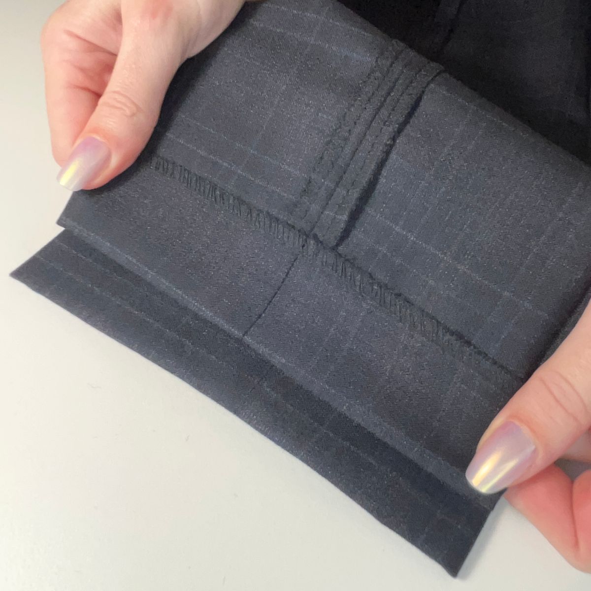 Après : Retouche Pantalon De Fursac – par Mona Taschini à Lyon