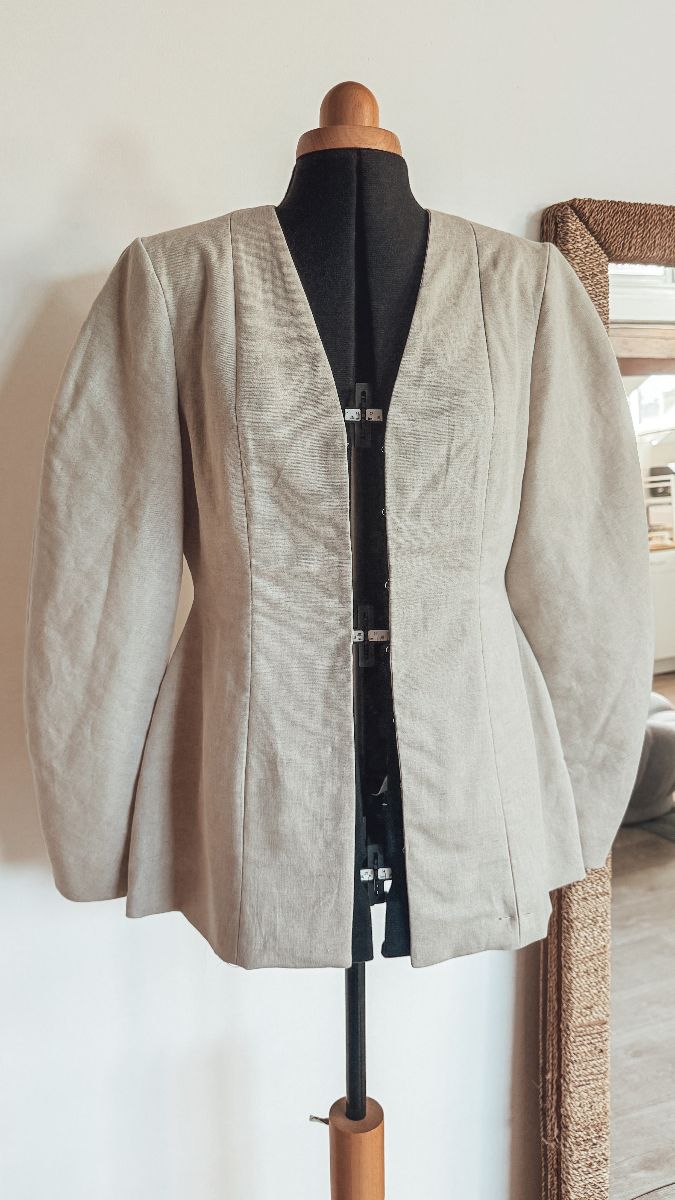 Après : Création sur-mesure Manteau/Veste – par Mona Taschini à Lyon