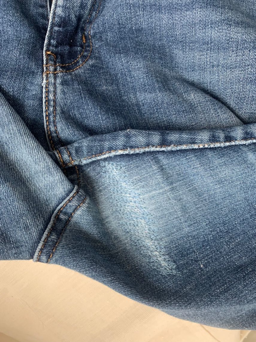 Jeans – à Paris
