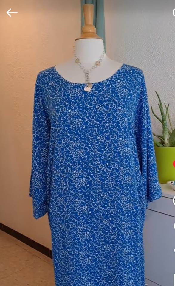 Top (chemise, T-shirt, polo, débardeur...) – à MONTPELLIER
