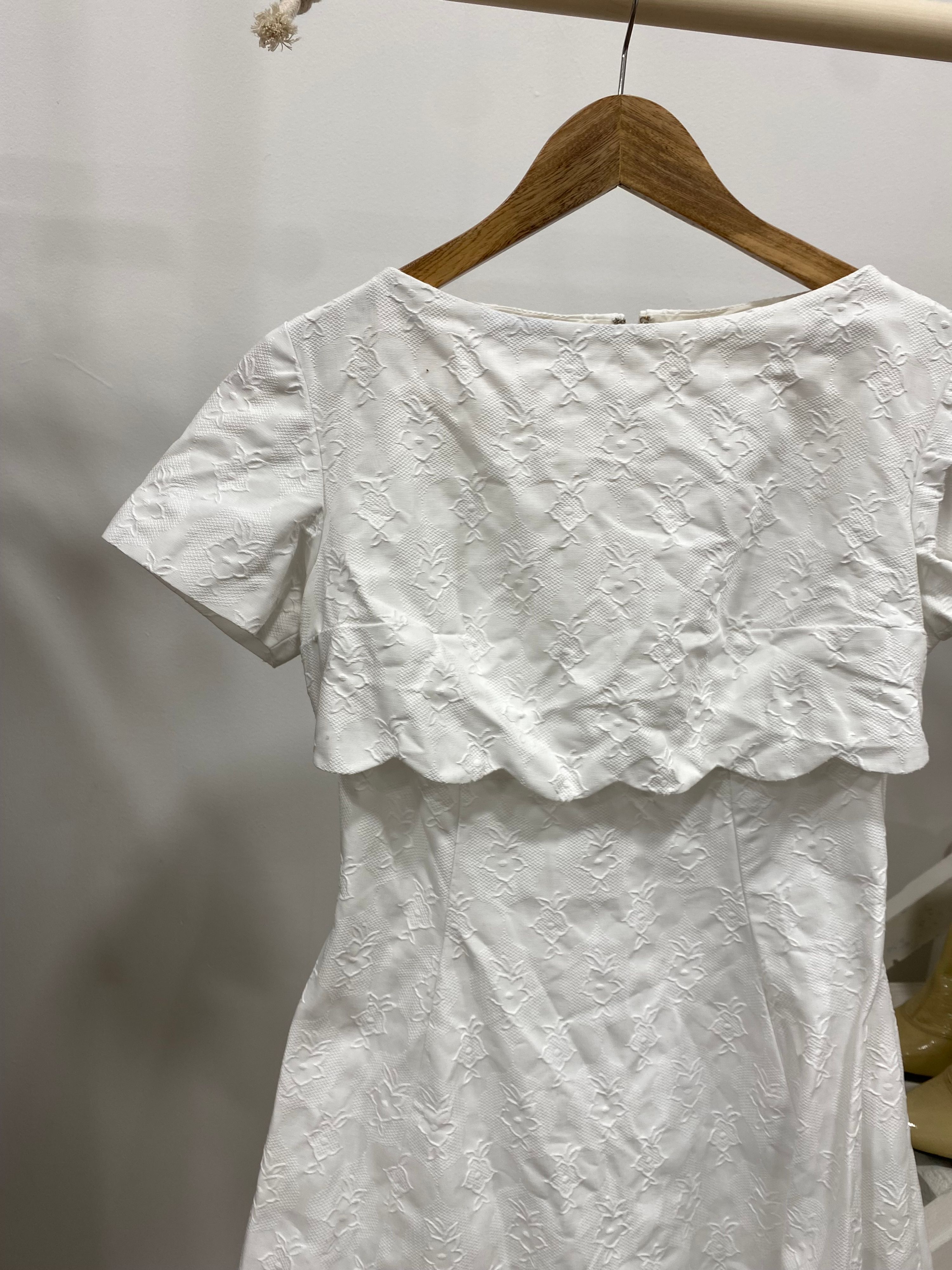 Avant : Upcycling Robe de mariée – par Recosmic Studio à Bordeaux